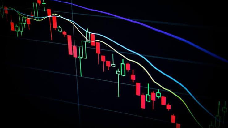 Why You Always Buy the Top and Sell the Bottom: Crypto Trading Psychology Explained
